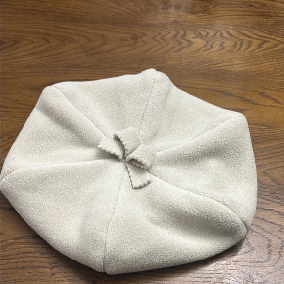 Suttles & Seawinds Accessories - SUTTLES & Seawinds Cream Beret Hat